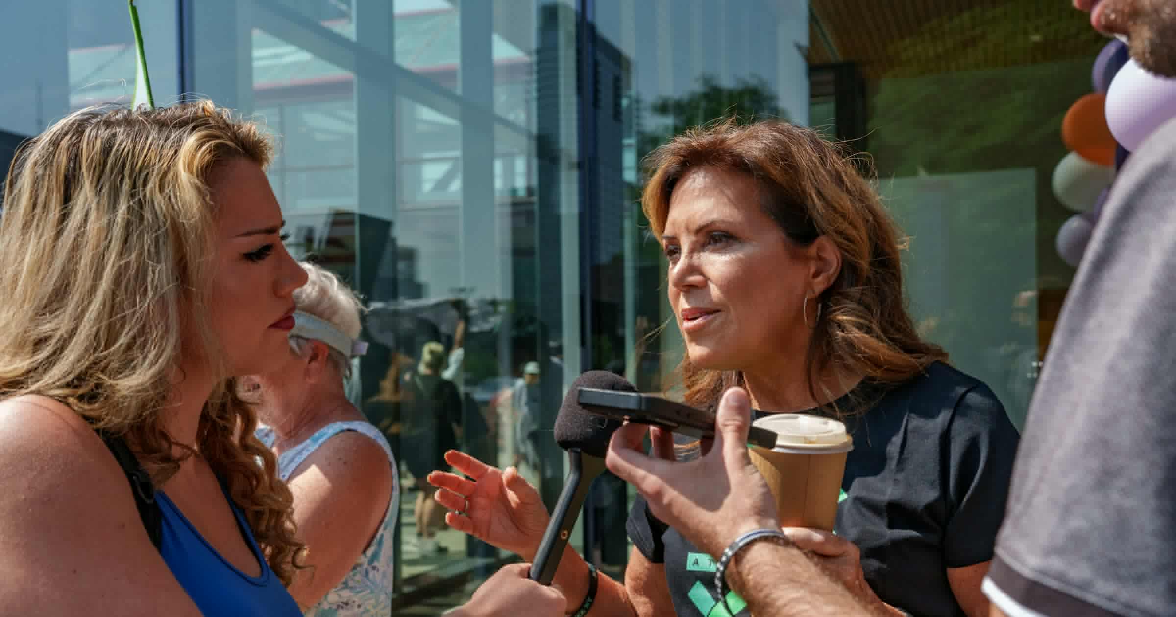 Michele Tafoya's star power faces a conservative test in GOP Senate primary