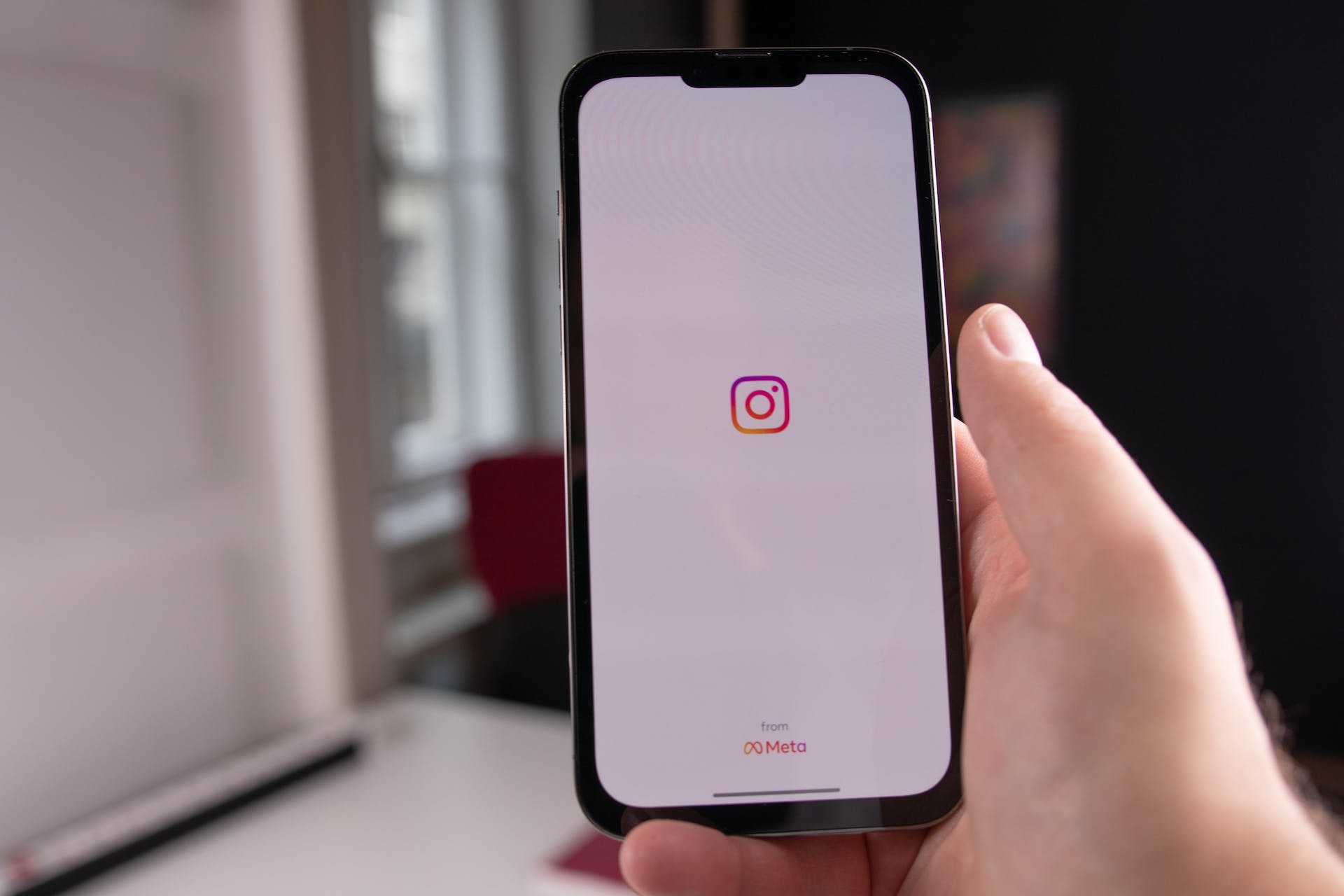 Instagram Launched Paid Subscriptions for Czech Users for 240 CZK