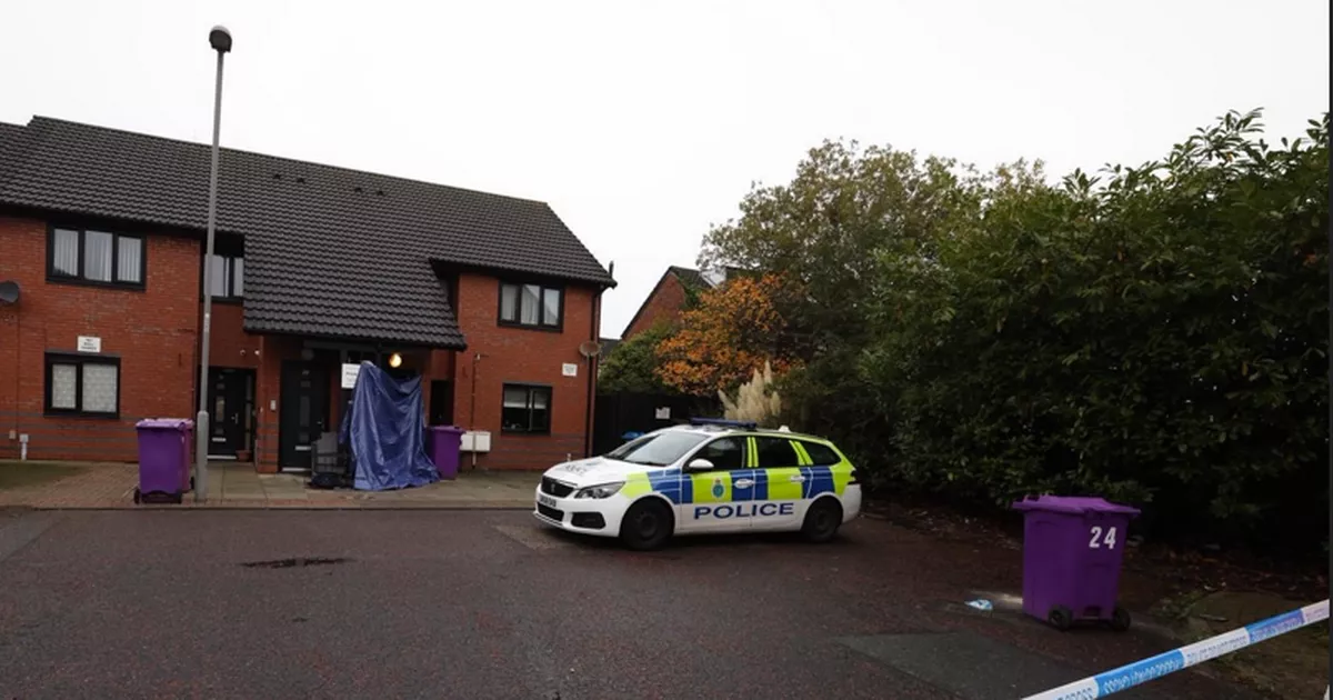 Live updates as police and forensics cordon off Liverpool street