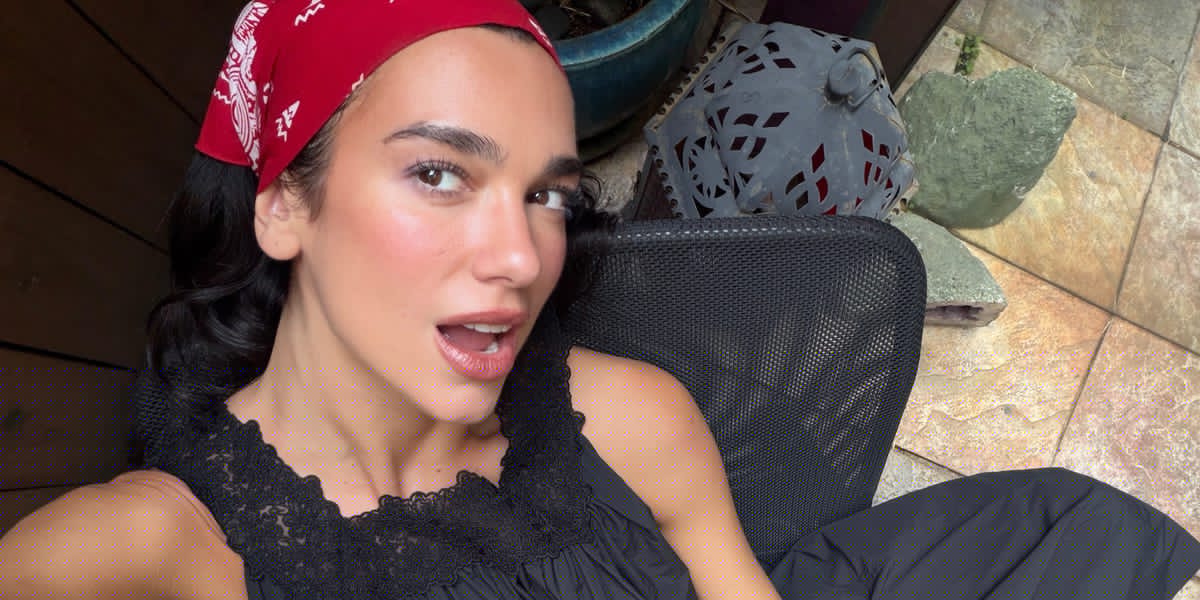 Dua Lipa Plays Tourist in Brooklyn With a Bandana, Boots, and More of Summer’s Biggest Trends
