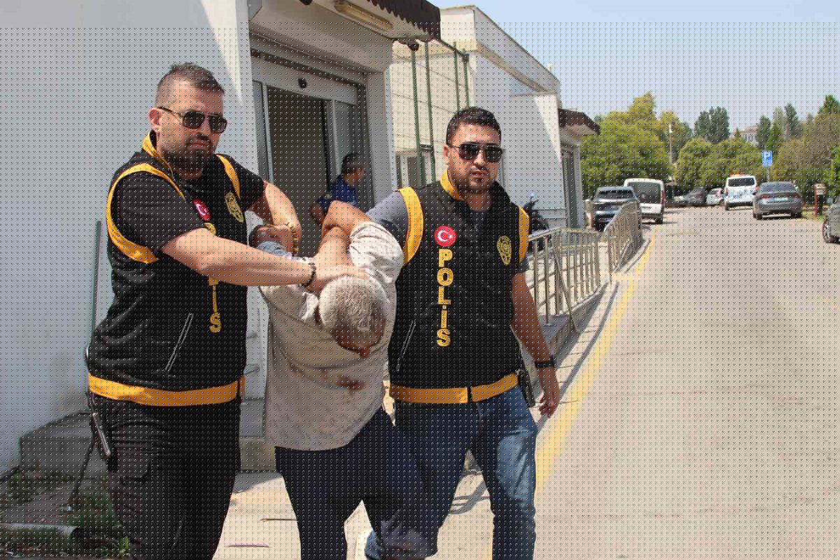 Adana'da Eski Eşini Bıçaklayan Şüpheli Tutuklandı