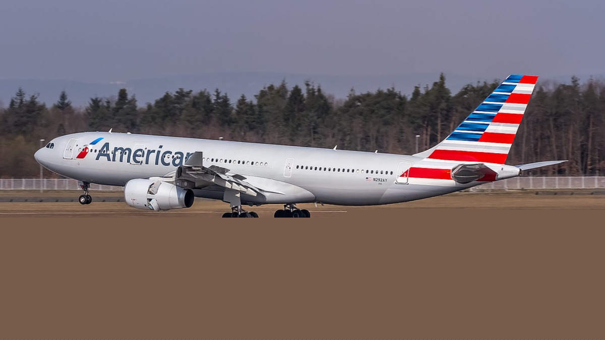 Woman upgrades to American Airlines first class for the first time. But she says the service felt no different from economy: ‘I’m just shocked’