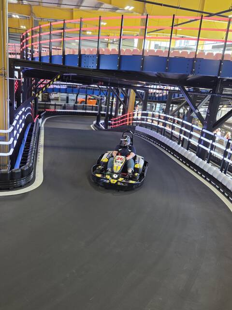 Kamin Science Center’s ‘Science of Speed’ brings indoor go-karts, F1 simulators to Pittsburgh