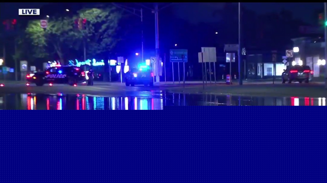 Water main break closes NB Woodward in Berkley