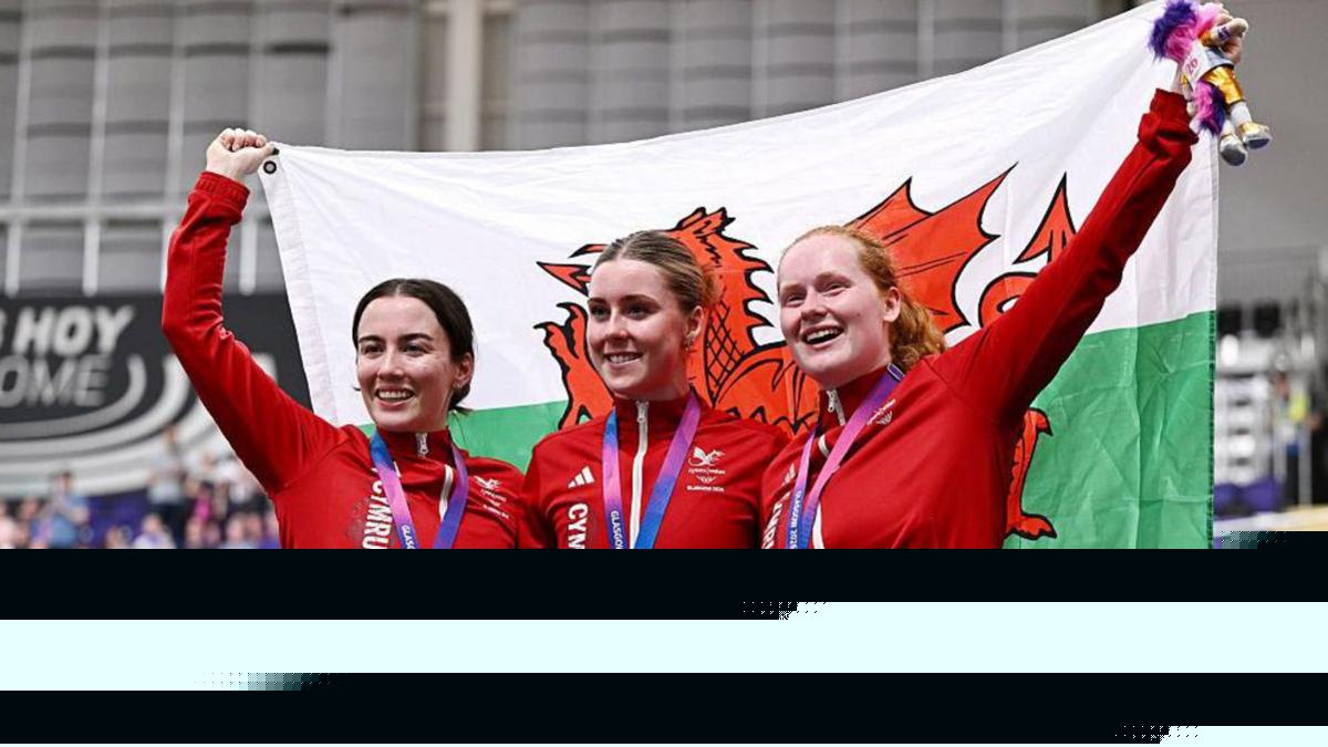 Opening night cycling joy for Wales in Velodrome
