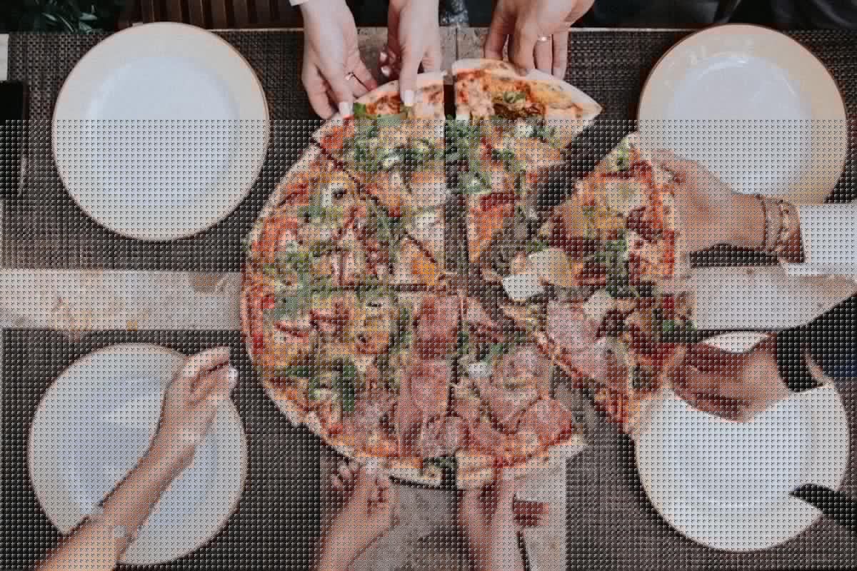 A Illinois Pizza Manager Ran A Ghost Employee Scheme For Years