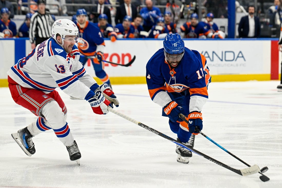 NHL News: Ascending Islanders seek season sweep of reeling Rangers