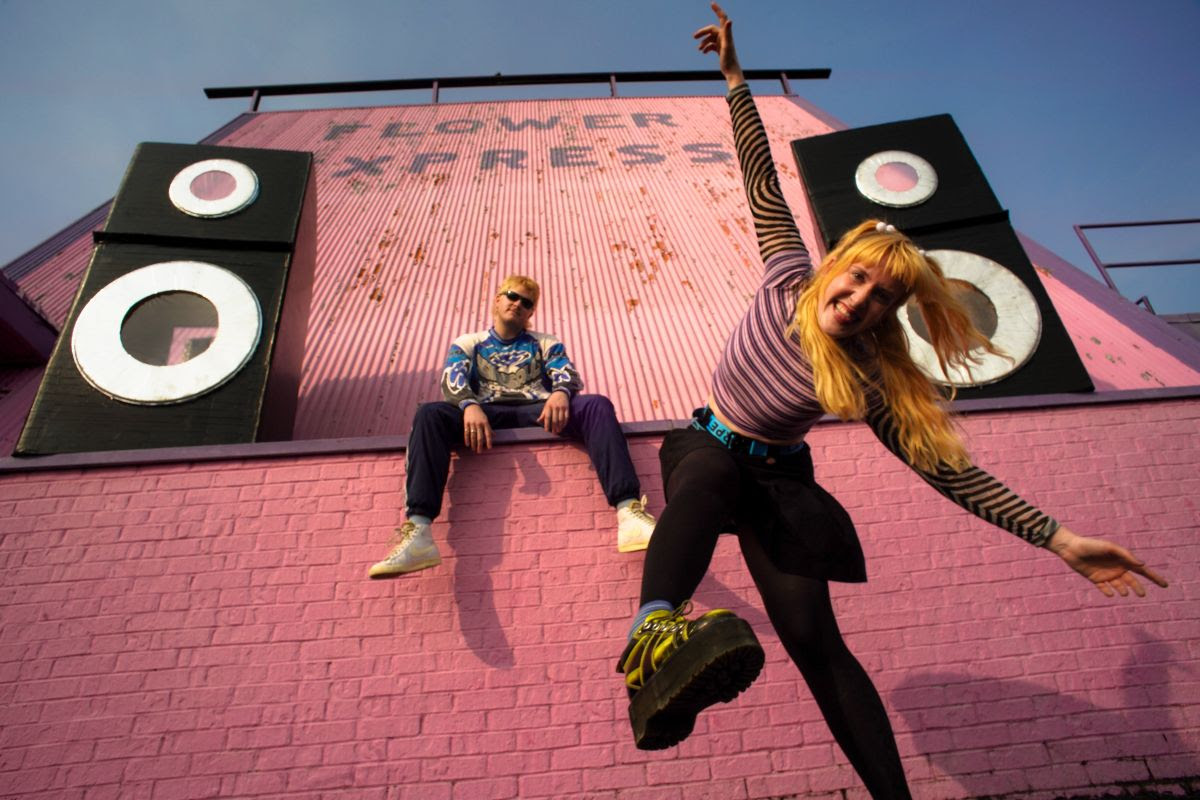 Snooper Reworks Infectious Pop Punk On Ambitious ‘Worldwide’