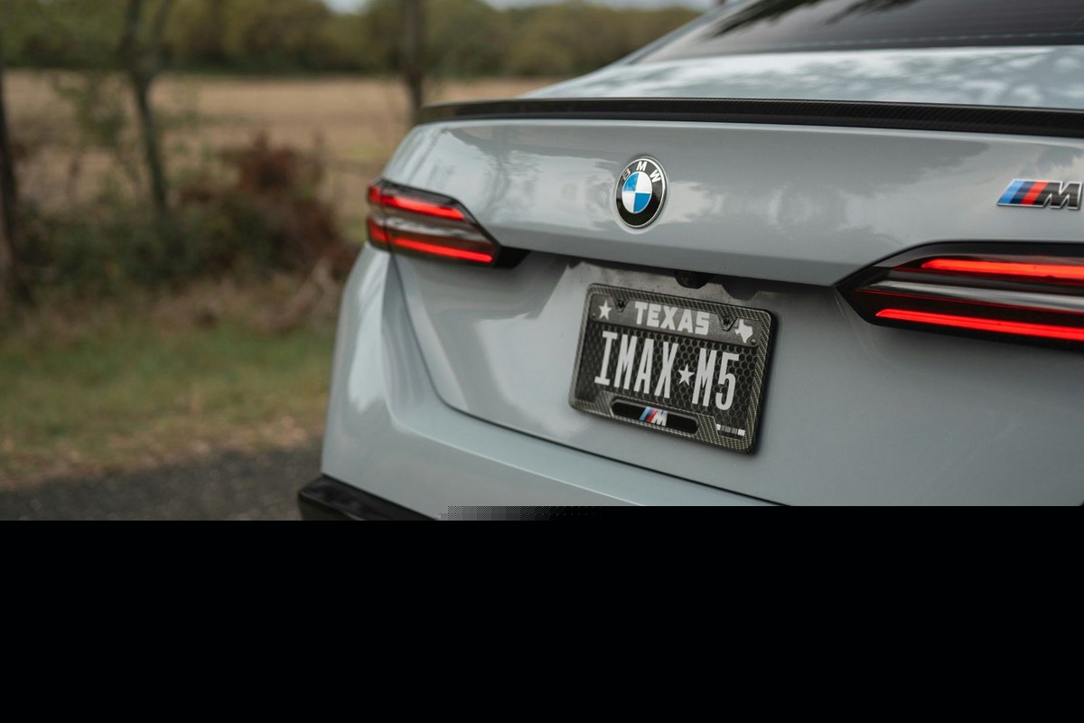 There is No Law About Blurring a License Plate in a Picture