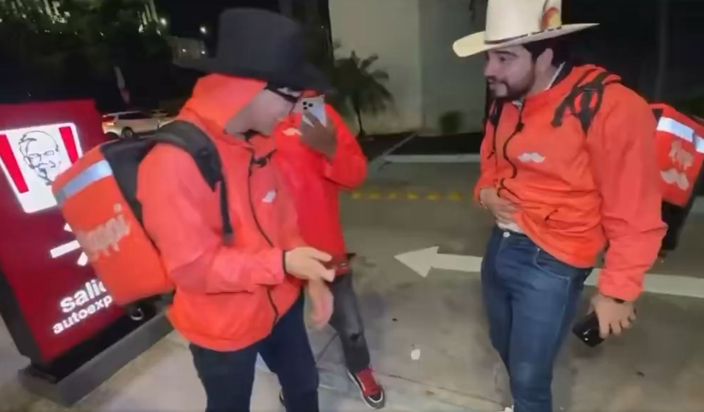Cunoscut influencer mexican, împușcat în cap în timp ce transmitea live de lângă un KFC