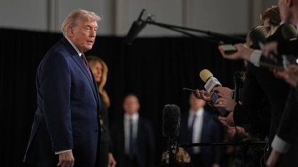 Donald Trump threatens Canada with 50% tariff on aircraft sold in US, expanding trade war