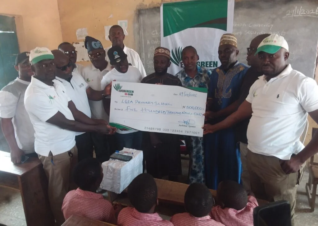 Club pays N500, 000 PTA levies for 250 pupils of LEA primary school