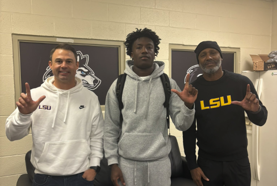 Corey Raymond pushes to sign LSU the No. 1 HS cornerback (again)