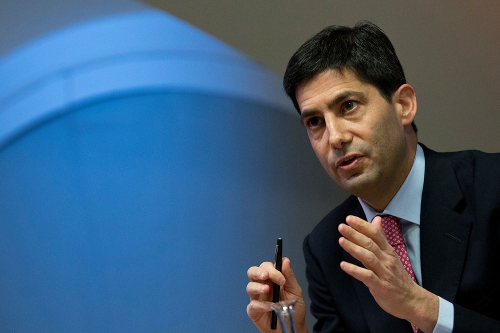 Trump Taps Kevin Warsh to Head Federal Reserve