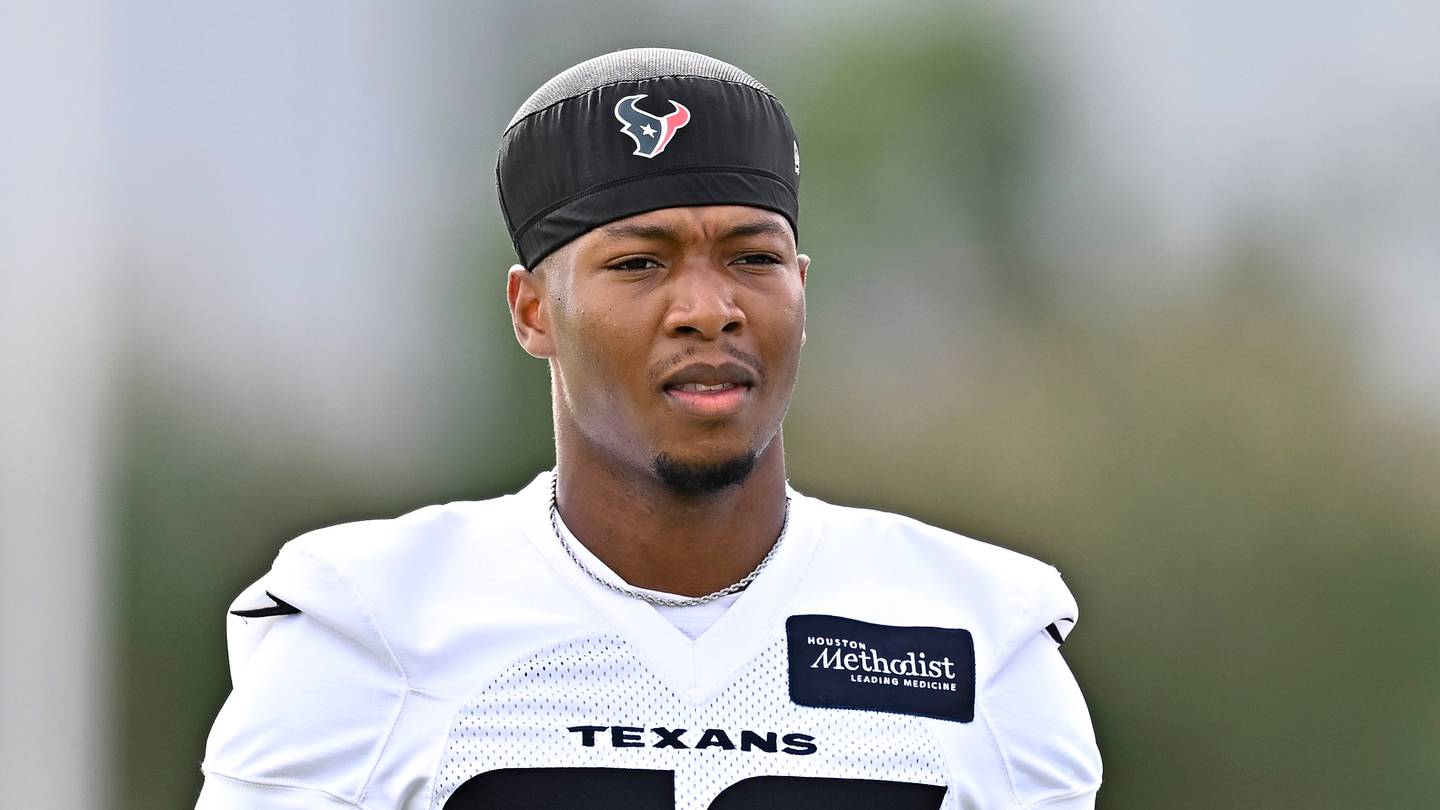 Collin Wright's dominant camp could force a change in the Texans' cornerback plans