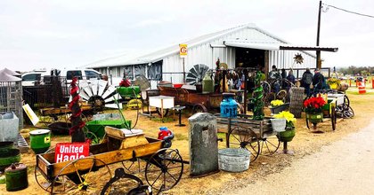 This Enormous Flea Market In Texas Is So Cheap, You’ll Fill Your Car For Under $40
