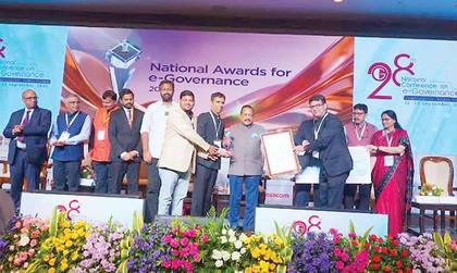 Union Minister heaps praise on AP govt for pioneering citizen-centric innovations