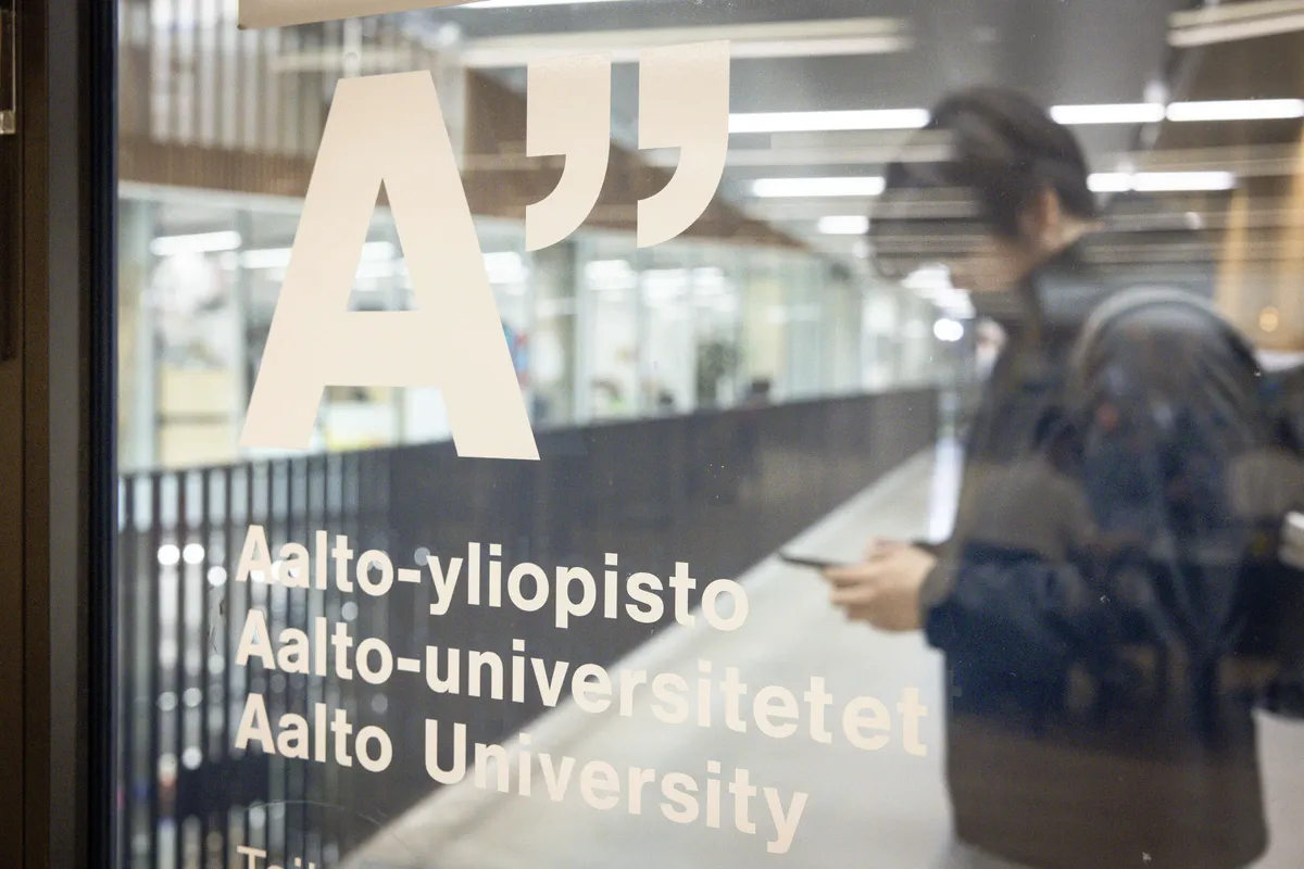 Yliopistoon ohituskaistaa: Palkka 5 700 e/kk ja haku opiskelijaksi auki