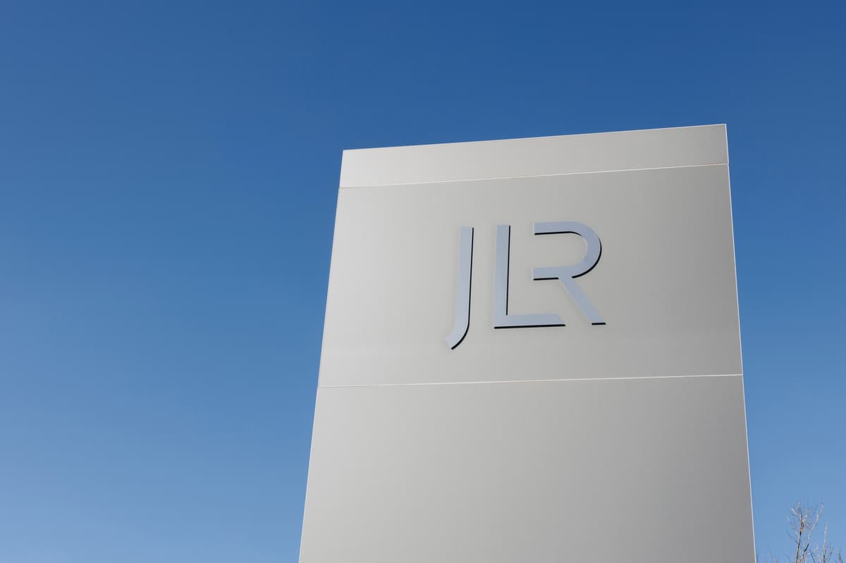 Jaguar Land Rover set to cut jobs amid overhaul
