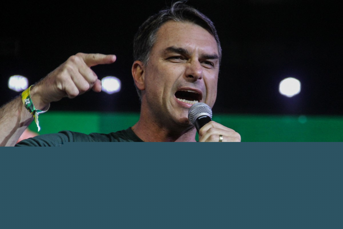 Flávio Bolsonaro: Espero muito em breve contar com federação União-PP em âmbito nacional