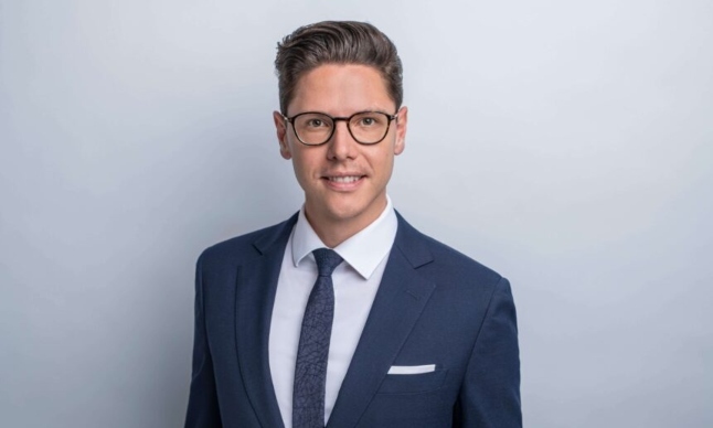 Jonathan Decurtins: «Grundlagen der Geldanlage sollten schon im Jugendalter vermittelt werden»