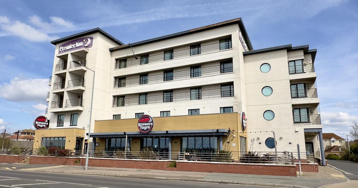 UK restaurant chain to shut all 196 sites in weeks as warning to customers issued