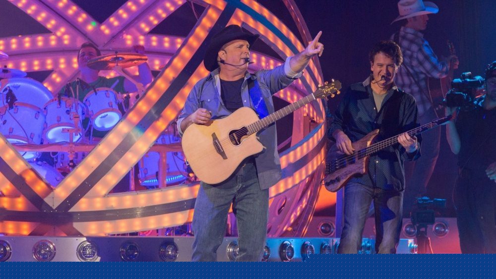 Garth Brooks expands Indianapolis tour launch with two additional arena shows