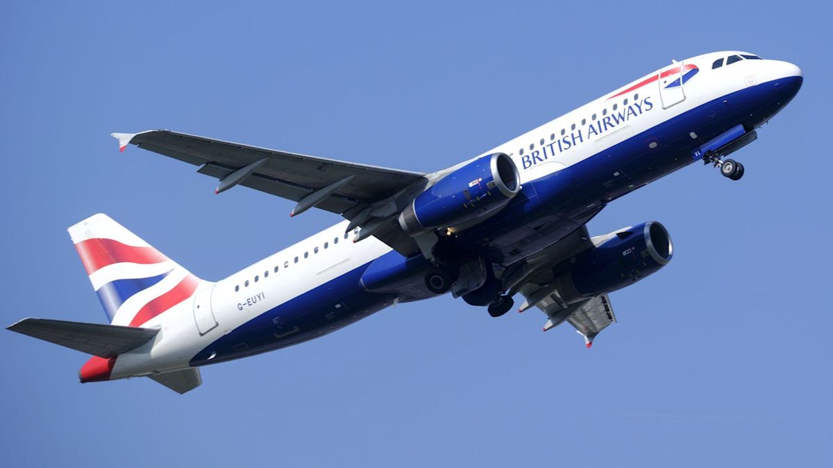 British Airways flight called mayday on approach to Heathrow