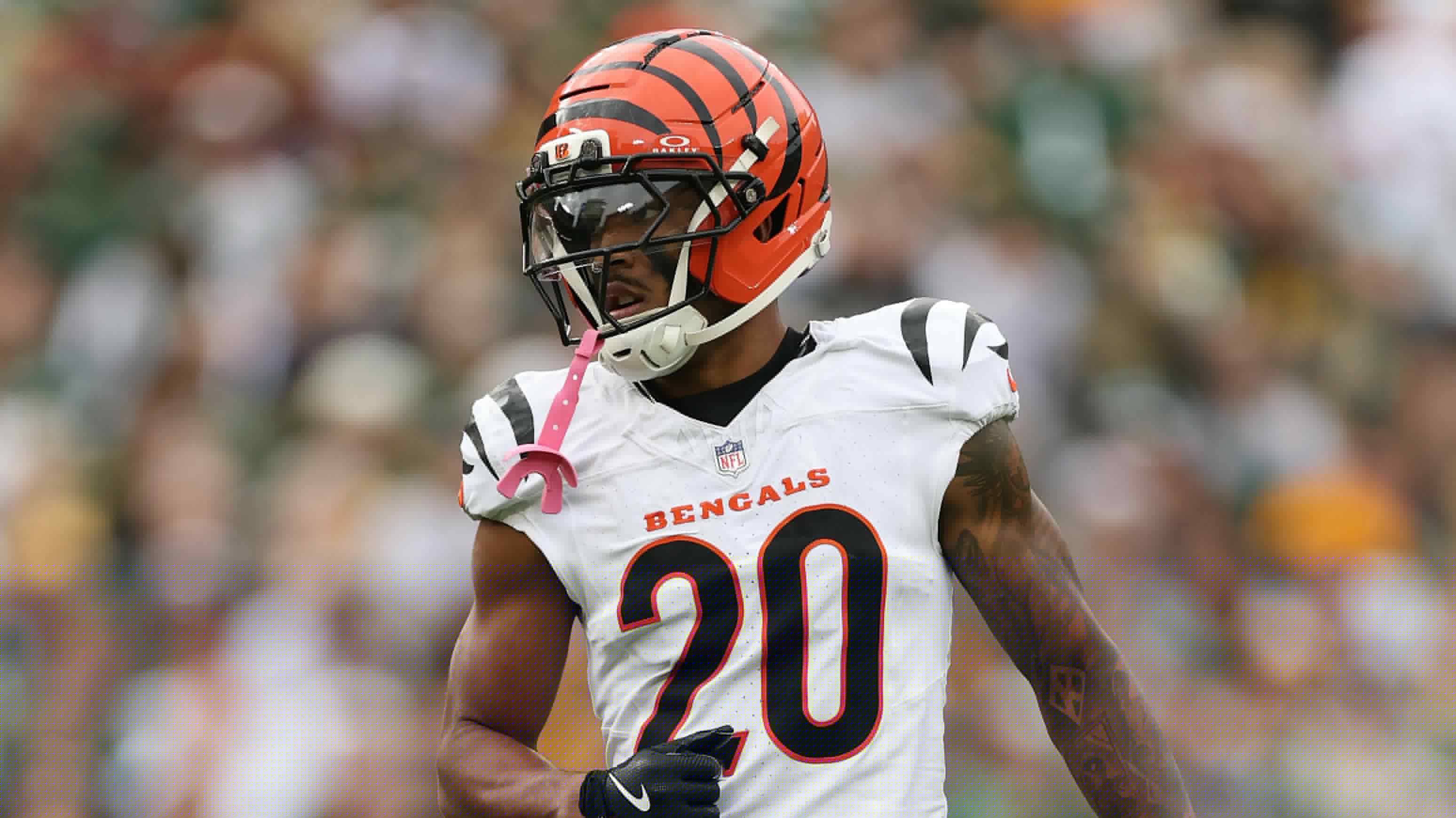 Bengals’ DJ Turner II Gets Questionable Treatment After Career Year