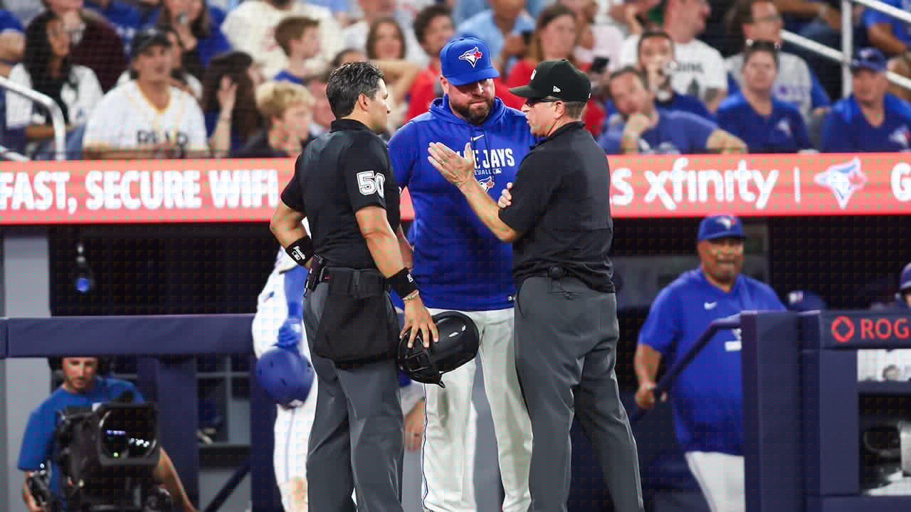 Blue Jays-Red Sox game thrown into chaos by 17-minute 'rules check,' massive scoreboard mistake