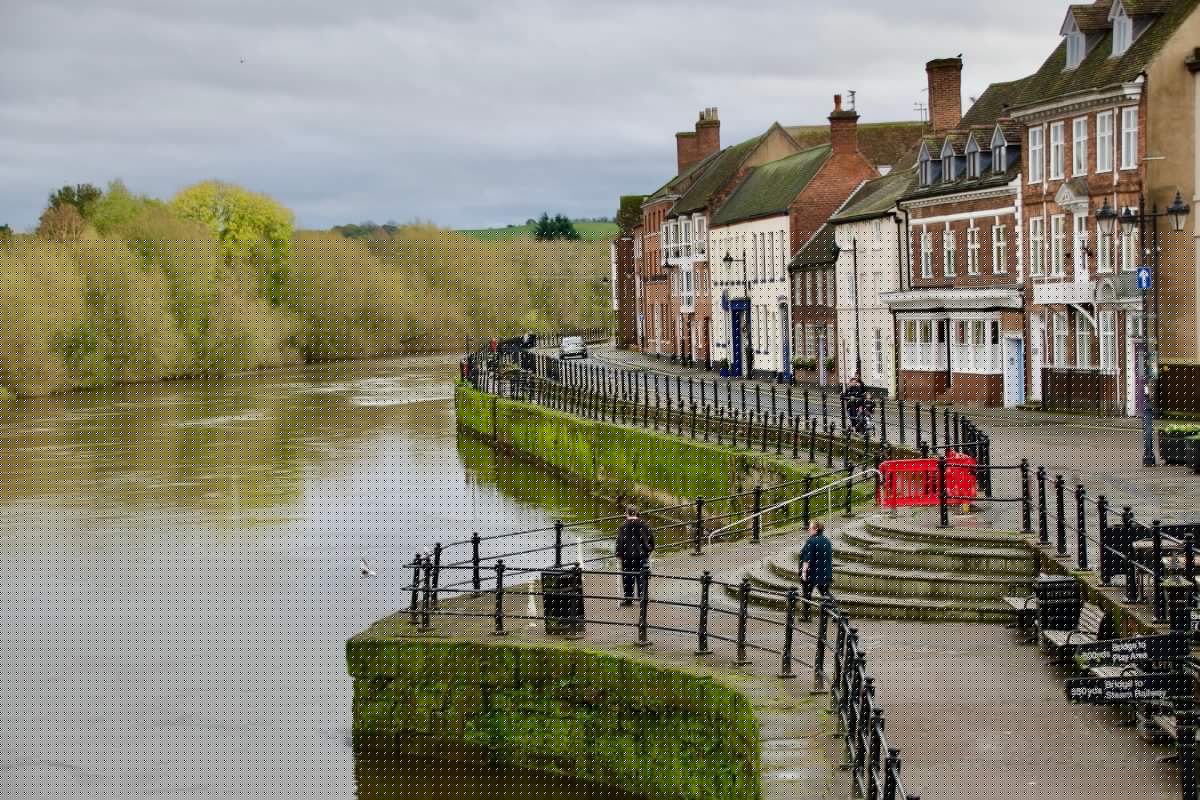 Just One in Seven of England’s Rivers and Lakes Rated in Good Ecological Health - NATIONAL NEWS