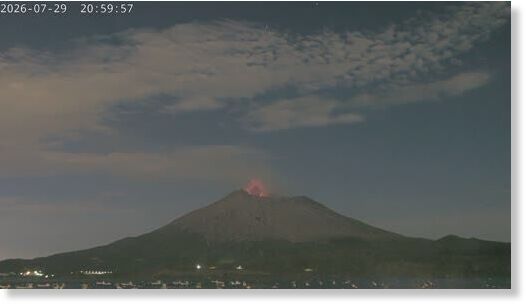 Japan: 1,600-meter smoke plume rises as Sakurajima explodes in powerful eruption on July 29