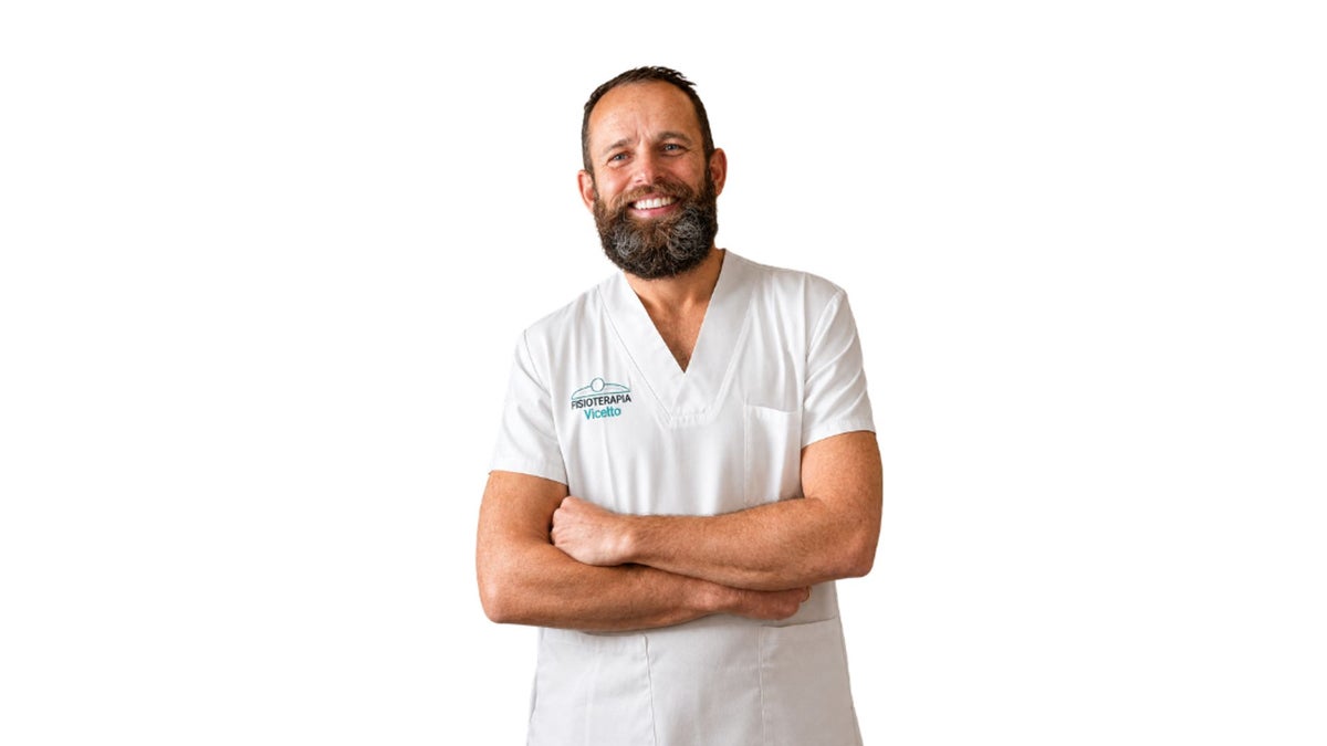 Rafael Vicetto, fisioterapeuta: "Muchas mujeres creen que tener 'barriga de embarazo' meses o incluso años después de dar a luz es normal, pero no siempre lo es"