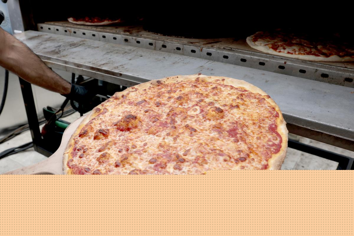 Italy Just Ranked The Best Pizza In America. New York Dominated