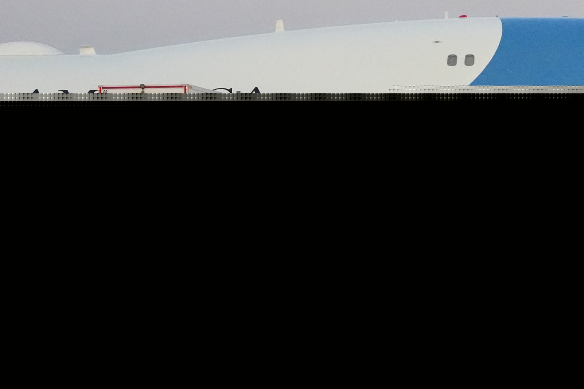 Three Trump aides climbed into catering cart with him for escape flight from Turkey