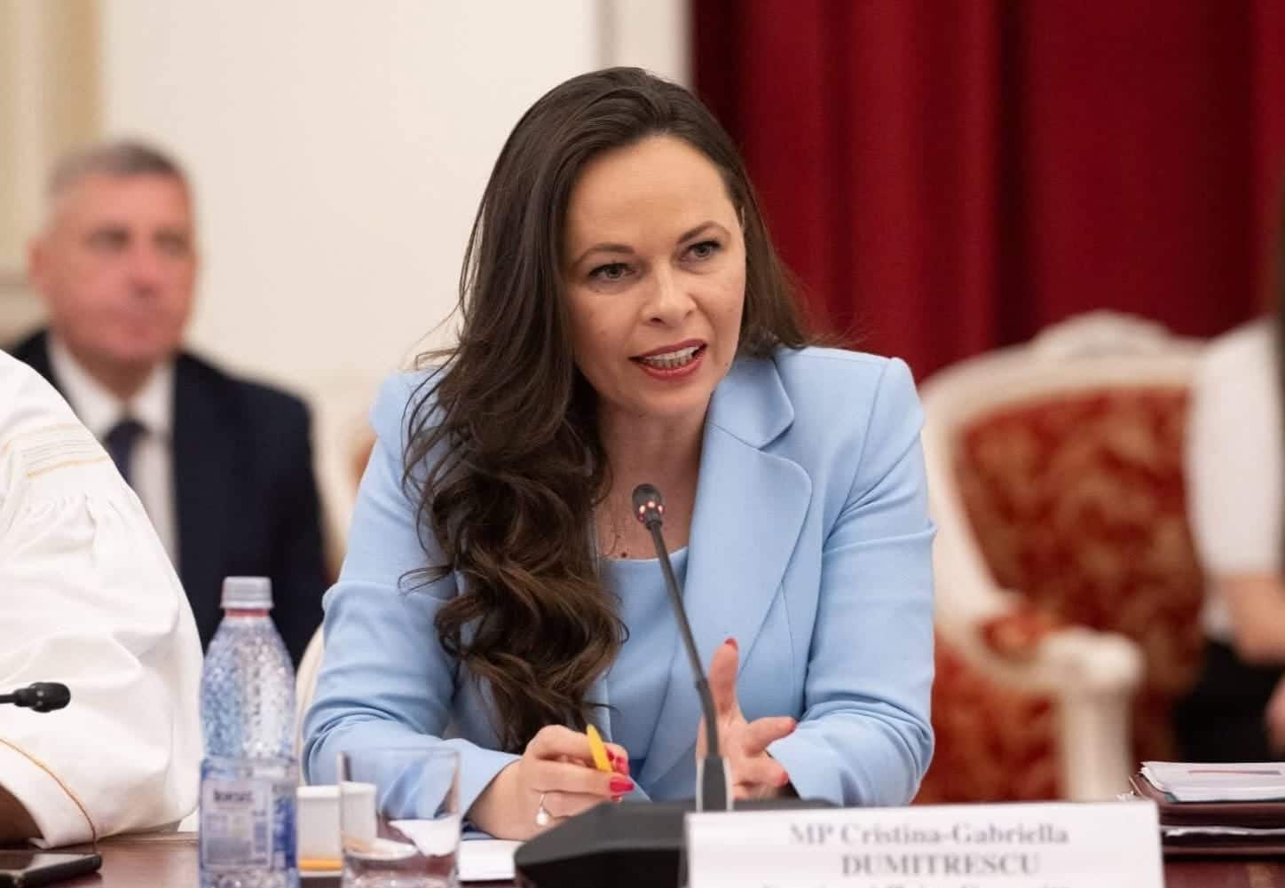 AUR a votat pentru transparență totală și pentru eliminarea mecanismelor prin care averile demnitarilor puteau fi ascunse