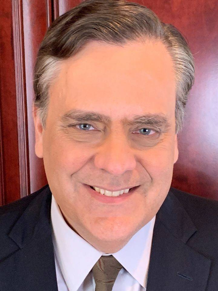 Turley and Klarman to Debate the “Constitutional Crisis” at Colgate