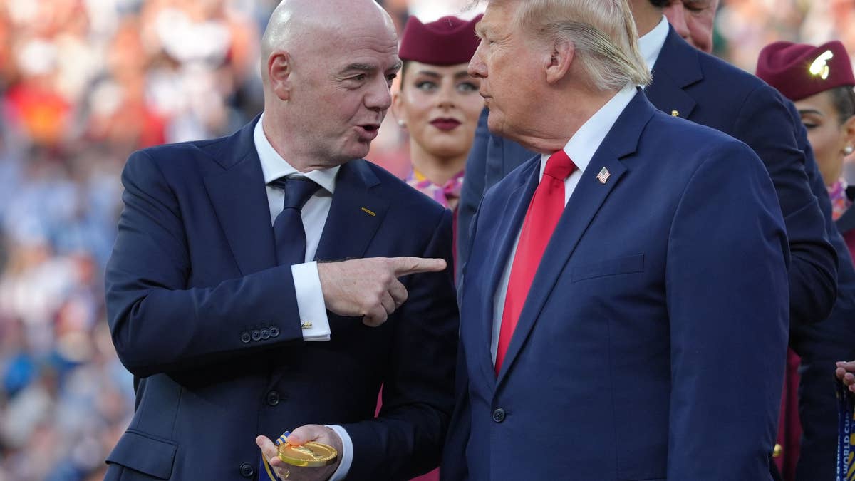 Fifa säljer VM – Uefa rasar