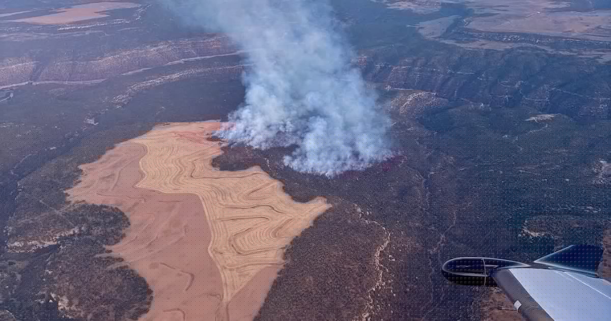 Dodge Fire threatens structures in southeast Utah