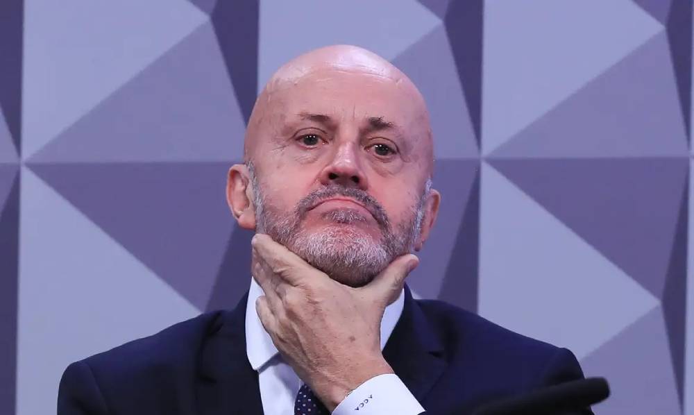 Careca do INSS comprou salas comerciais por R$ 700 mil e pagou com Pix