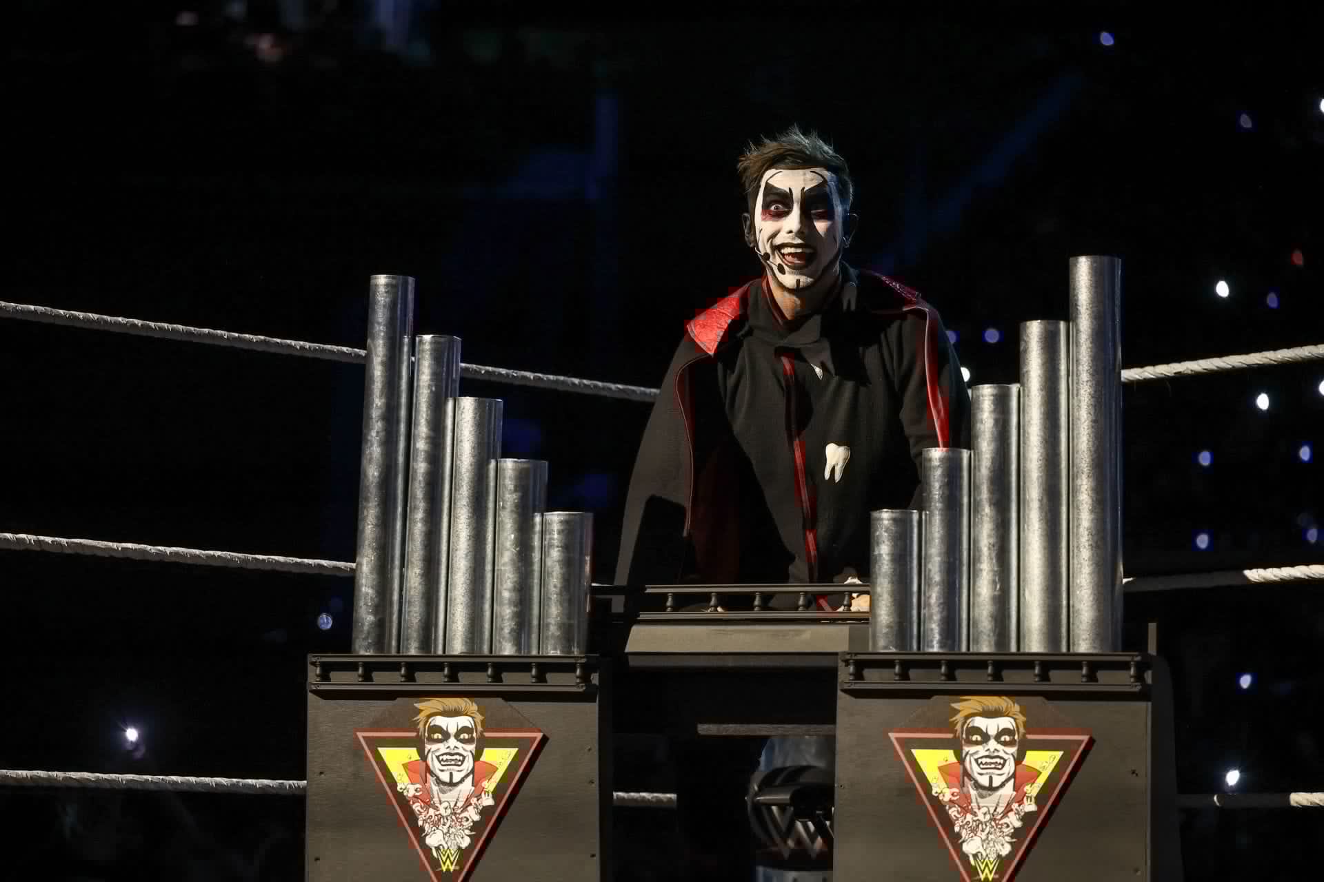 Major WWE star responds to backlash following controversial Danhausen concert