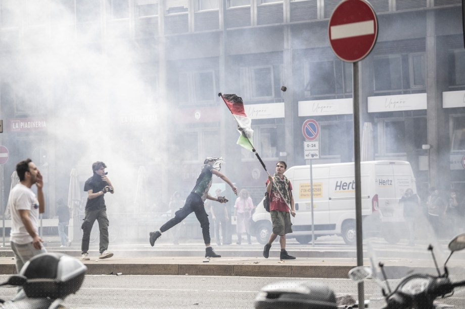 10 injured as pro-Palestine protesters, police clash in northern Italy