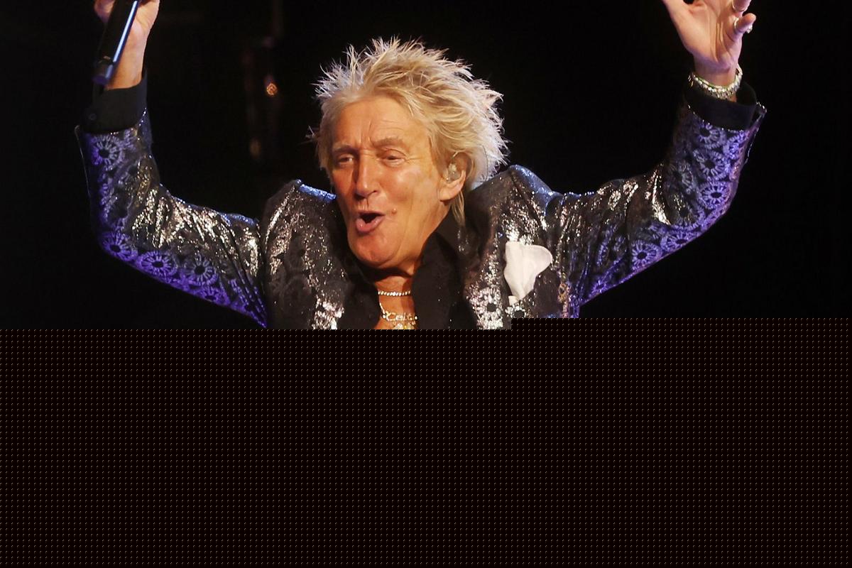 Rod Stewart Joined by Steven Van Zandt at ‘One Last Time’ Jones Beach Show: Video, Set List