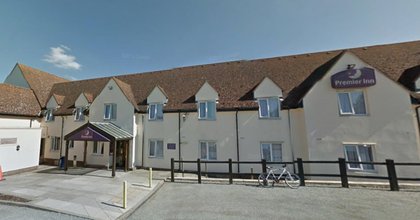 Plans for new signs at Ipswich hotel approved despite driver concerns