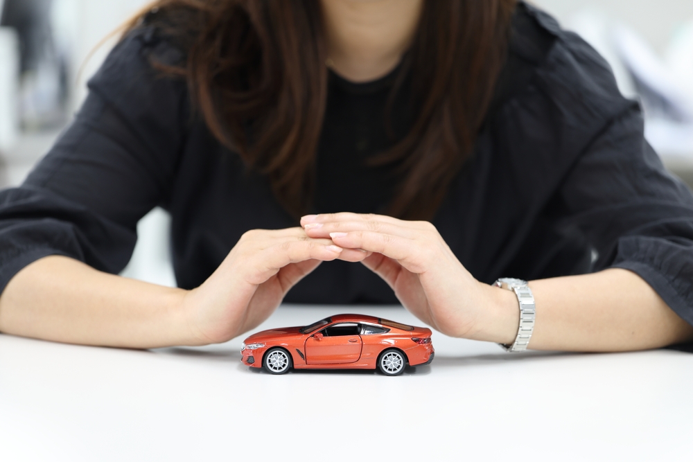 Analiză Plus-Auto.ro: Românii preferă mașinile rezistente și la costuri mici de întreținere – 7 din 10 autoturisme înmatriculate în 2025 sunt mașini rulate