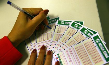 Mega-Sena acumula e prêmio vai a R$ 115 milhões