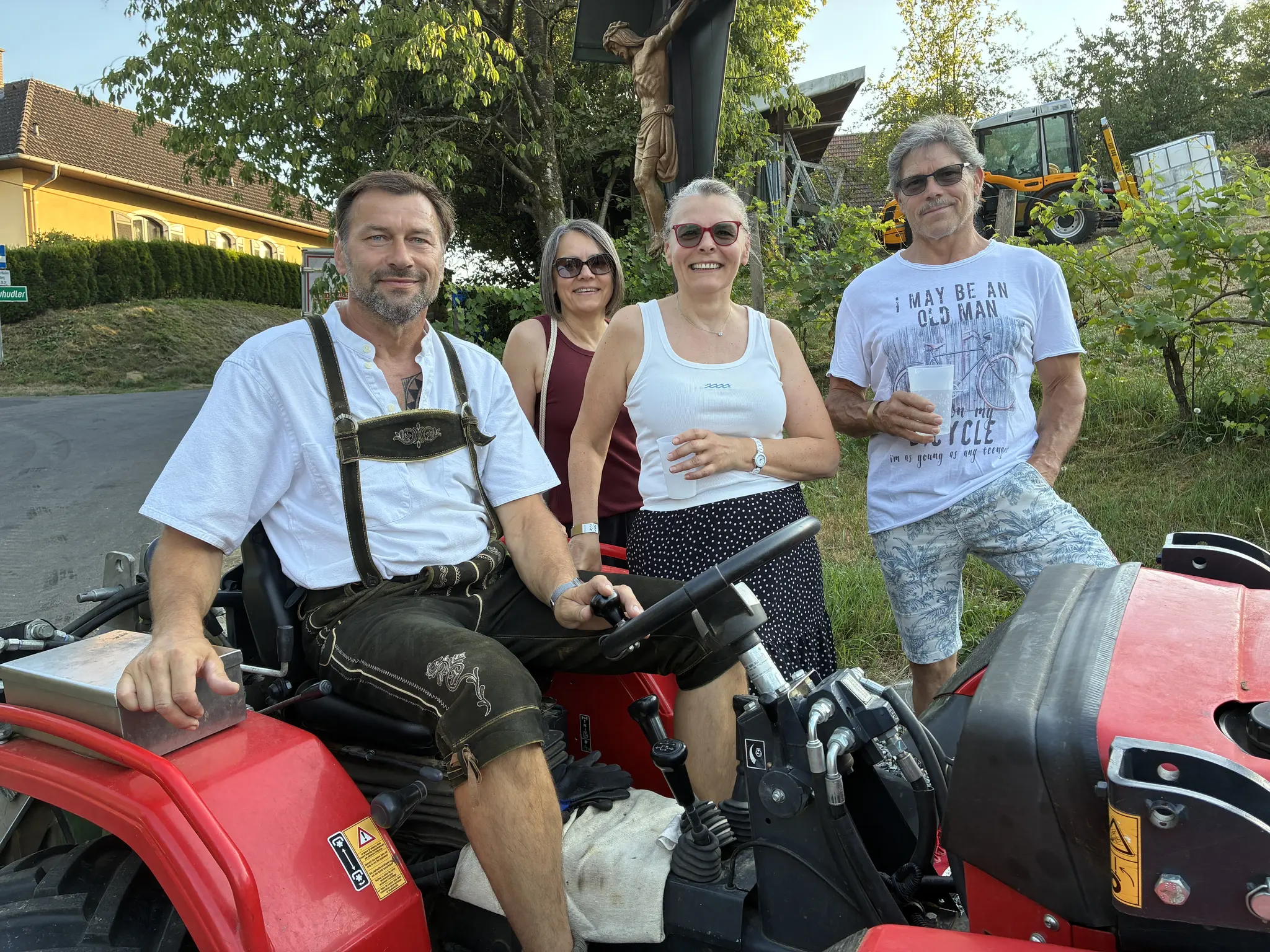 Wein, Weitblick und gute Stimmung am Jennersdorfer Tafelberg