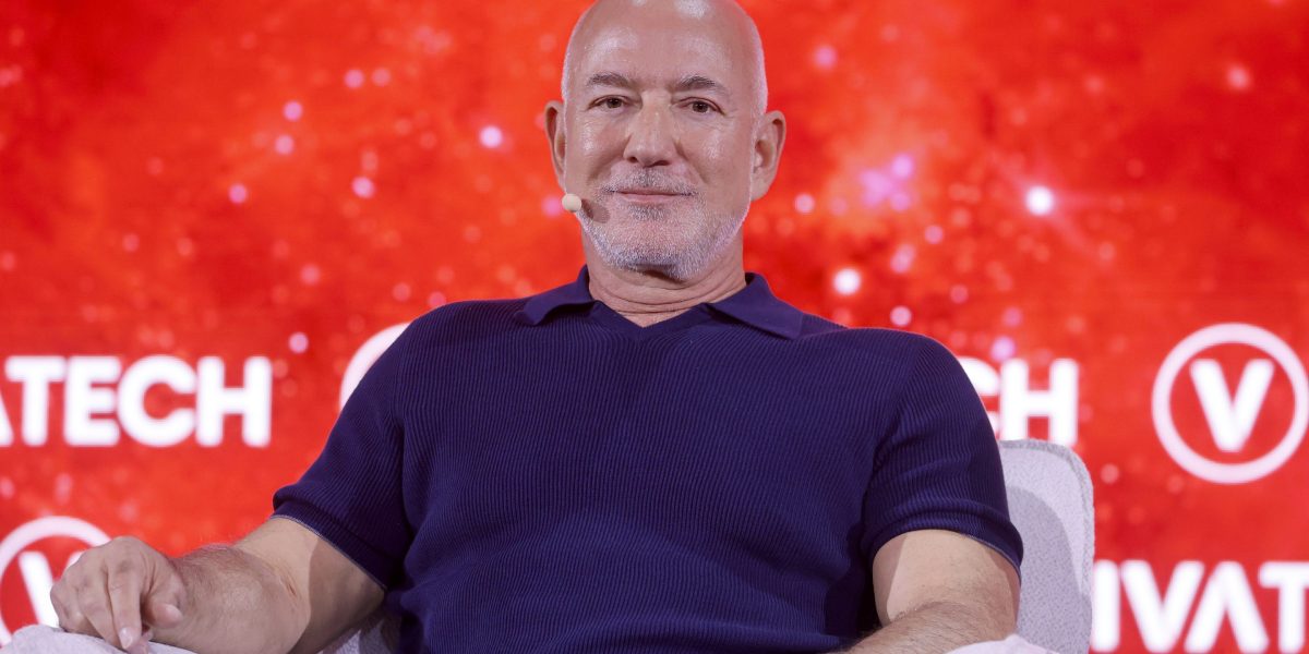 Jeff Bezos could add to the swelling ranks of American billionaires in English soccer
