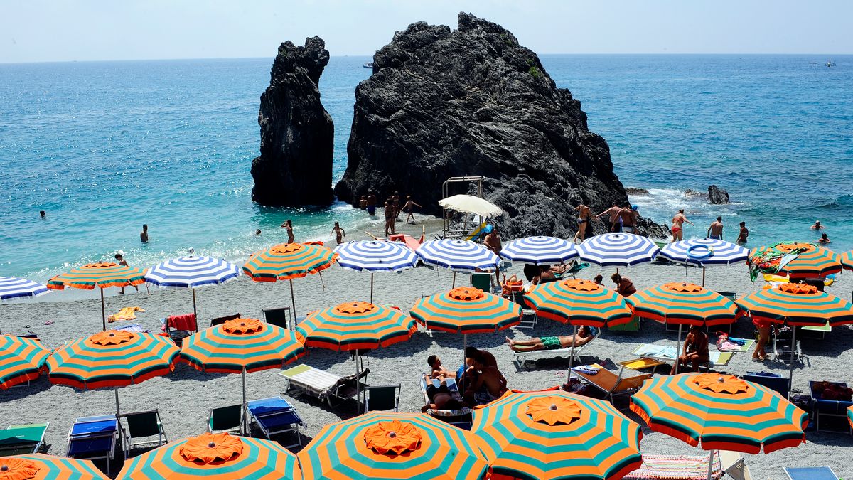 Strandbäder in Italien: Wie ein 23-jähriger Politiker sich für freie Strände einsetzt