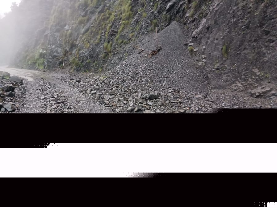 Jammu-Srinagar National Highway remains closed amid landslides, shooting stones